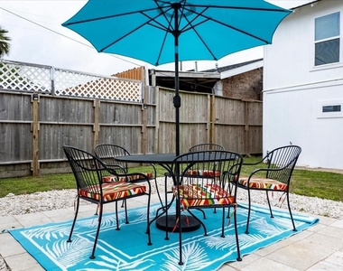 3624 S Avenue S 1/2 - Photo Thumbnail 24