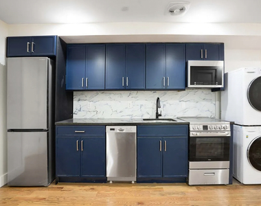 215 South 4th Street - Photo Thumbnail 2