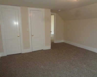 3230 Ohio Street - Photo Thumbnail 10