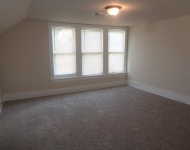 3230 Ohio Street - Photo Thumbnail 8