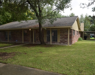 9902 Tolman Street - Photo Thumbnail 1