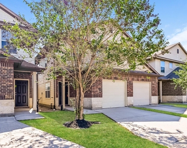 12128 Pia Drive - Photo Thumbnail 1