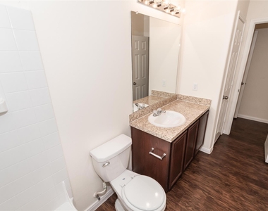 12128 Pia Drive - Photo Thumbnail 7