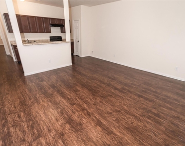 12128 Pia Drive - Photo Thumbnail 3