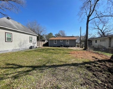 2508 Texas Avenue - Photo Thumbnail 21