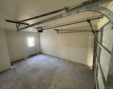 2508 Texas Avenue - Photo Thumbnail 18