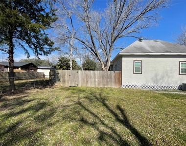2508 Texas Avenue - Photo Thumbnail 22