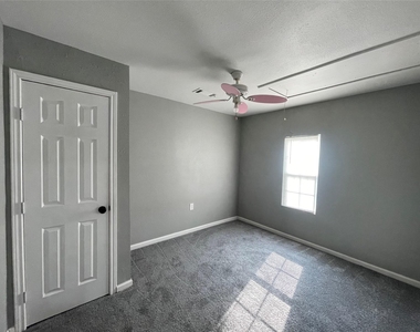 2508 Texas Avenue - Photo Thumbnail 15