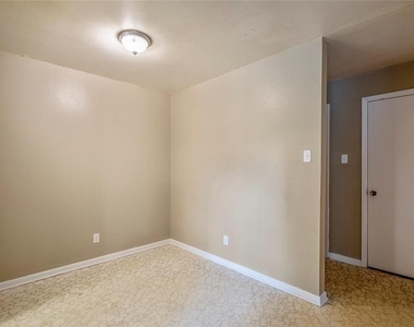 3532 Midwest Drive - Photo Thumbnail 8