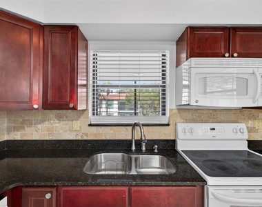 484 Santa Cruz Place Ne - Photo Thumbnail 7