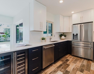 411 87th Avenue - Photo Thumbnail 14