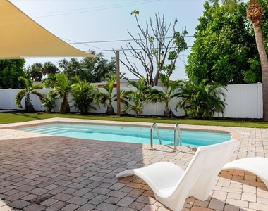 411 87th Avenue - Photo Thumbnail 40