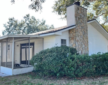 10548 86th Avenue N - Photo Thumbnail 2