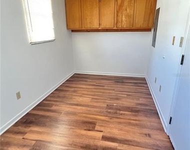 10548 86th Avenue N - Photo Thumbnail 14