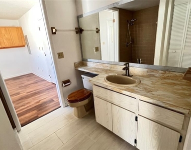 10548 86th Avenue N - Photo Thumbnail 13