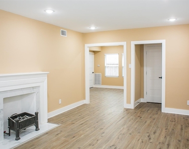 2301 Albans Road - Photo Thumbnail 3