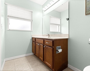 9770 Sw 92nd Place Road - Photo Thumbnail 20