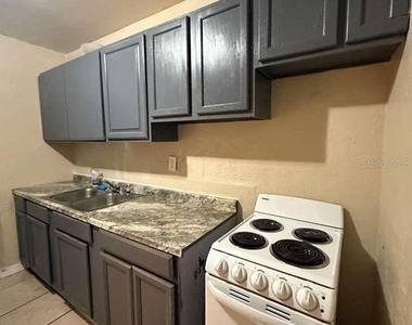 1209 Carlsbad Place - Photo Thumbnail 9