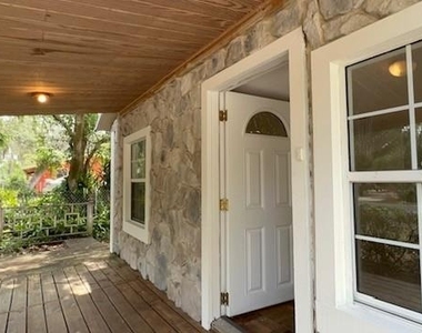224 10th Avenue - Photo Thumbnail 3