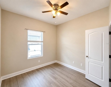 1011 Lychee Court - Photo Thumbnail 10