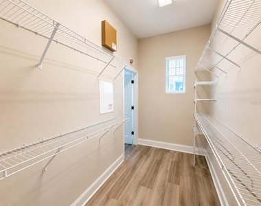 1011 Lychee Court - Photo Thumbnail 12