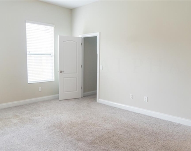 1011 Lychee Court - Photo Thumbnail 13