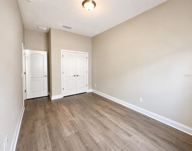 1011 Lychee Court - Photo Thumbnail 9