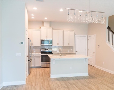 1011 Lychee Court - Photo Thumbnail 8