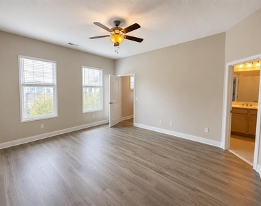 1011 Lychee Court - Photo Thumbnail 15
