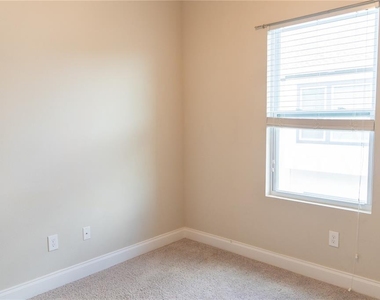 1011 Lychee Court - Photo Thumbnail 32