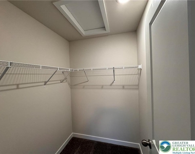 7634 Clayton Avenue - Photo Thumbnail 14