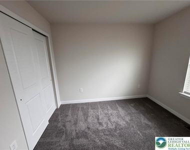 7634 Clayton Avenue - Photo Thumbnail 22