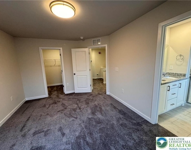 7634 Clayton Avenue - Photo Thumbnail 19
