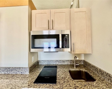 101 Palm Harbor Parkway - Photo Thumbnail 3