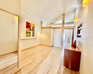 101 Palm Harbor Parkway - Photo Thumbnail 11