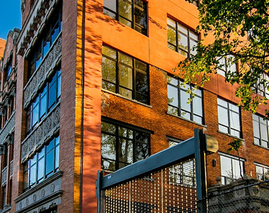 17 Monitor Street - Photo Thumbnail 12