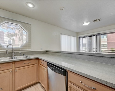 5018 S Rainbow Boulevard - Photo Thumbnail 25