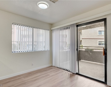 5018 S Rainbow Boulevard - Photo Thumbnail 24
