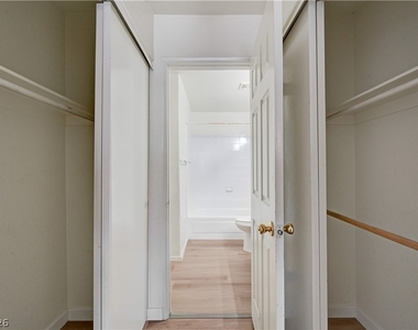 5018 S Rainbow Boulevard - Photo Thumbnail 17