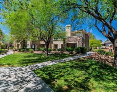 656 Peachy Canyon Circle - Photo Thumbnail 19