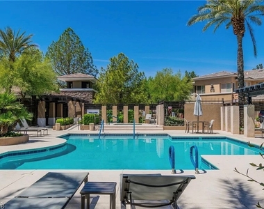 656 Peachy Canyon Circle - Photo Thumbnail 18