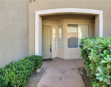 656 Peachy Canyon Circle - Photo Thumbnail 1