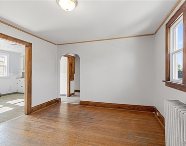 71 Gerald Avenue - Photo Thumbnail 11