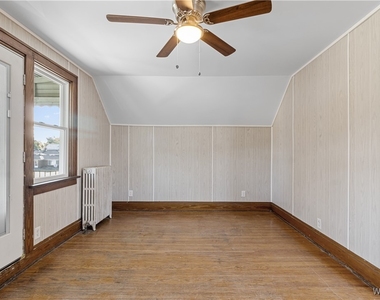 71 Gerald Avenue - Photo Thumbnail 12