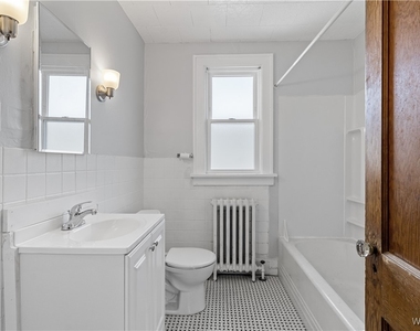 71 Gerald Avenue - Photo Thumbnail 10