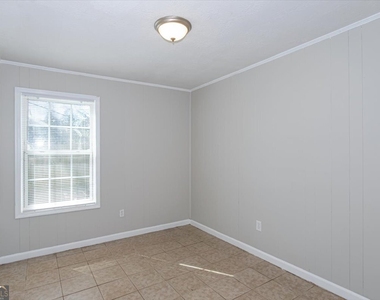 1232 12th Street - Photo Thumbnail 8
