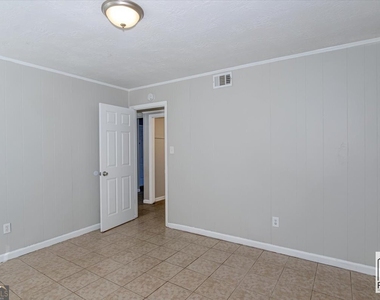 1232 12th Street - Photo Thumbnail 23