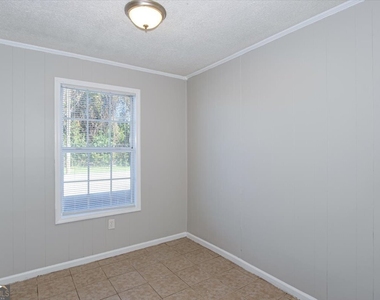 1232 12th Street - Photo Thumbnail 7