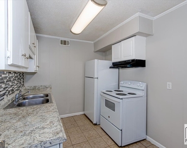 1232 12th Street - Photo Thumbnail 17