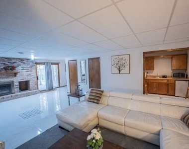 200 Mary Lynn Lane - Photo Thumbnail 20